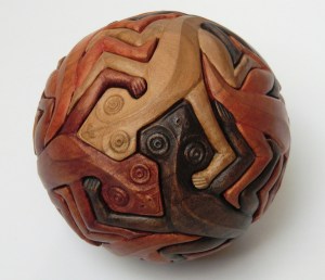 Jespersen-magic_sphere_with_lizards_0